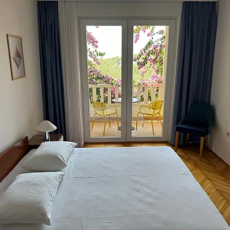 Cizmic Apartment