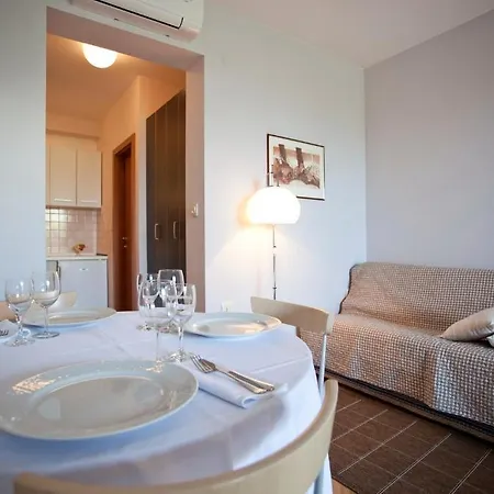 Cizmic Apartment