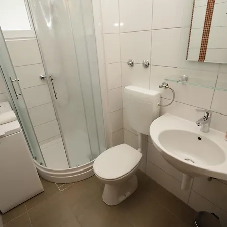 Apartment Cizmic Baska Voda