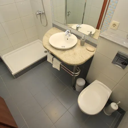 Apartment Cizmic *